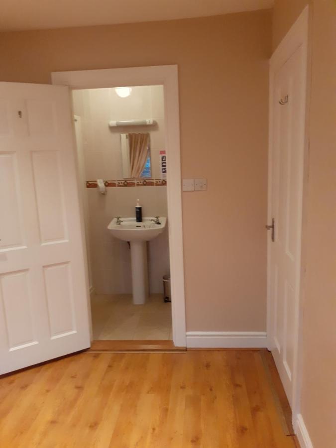 Mels Accomodation Letterkenny Eksteriør bilde